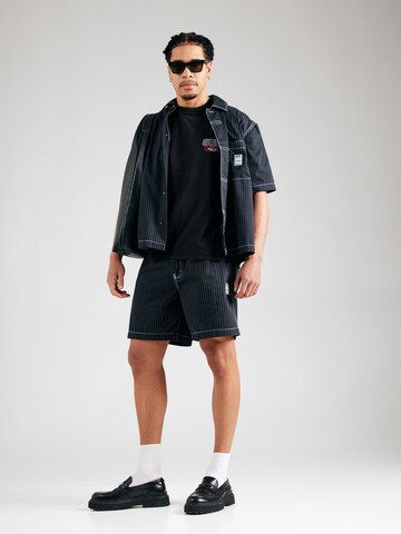 GUESS Originals T-Shirt 'GO AMERICAN CLASSIC' in Schwarz