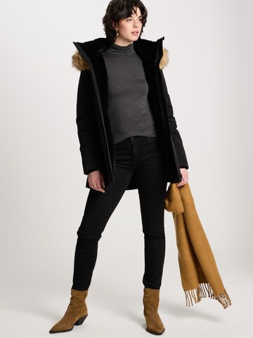 CROSS JEANS Winter Jacket in Black