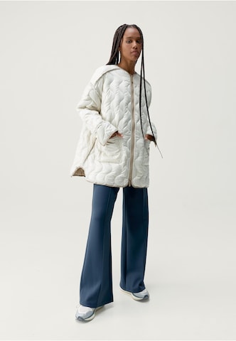 Veste mi-saison 'Yasu' Born Living Yoga en beige