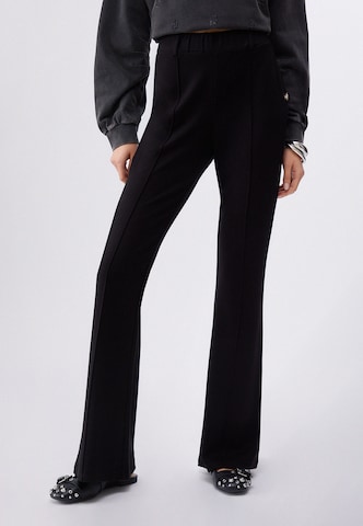 Evazați Pantaloni de la Liu Jo pe negru: față