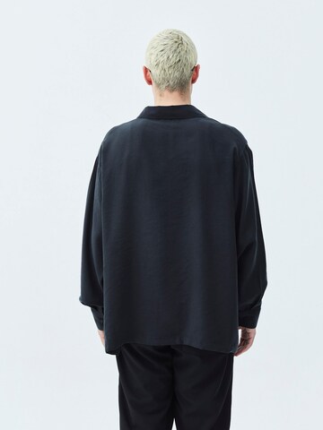 VAMOS CLO Comfort fit Button Up Shirt 'Oceanside' in Black