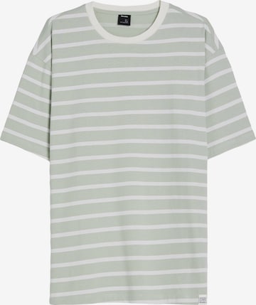 Bershka Shirt in Groen: voorkant