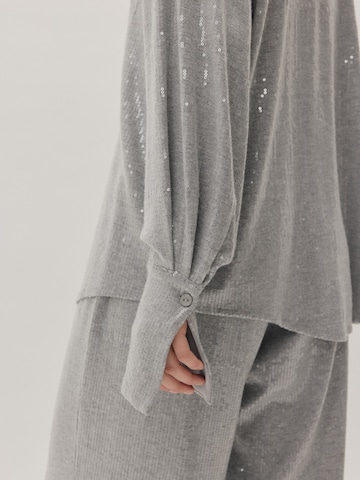 Loosefit Pantalon 'SEQUINS' KAVAZI en gris