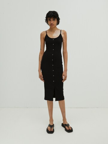 EDITED فستان 'Cian' بلون أسود: الأمام