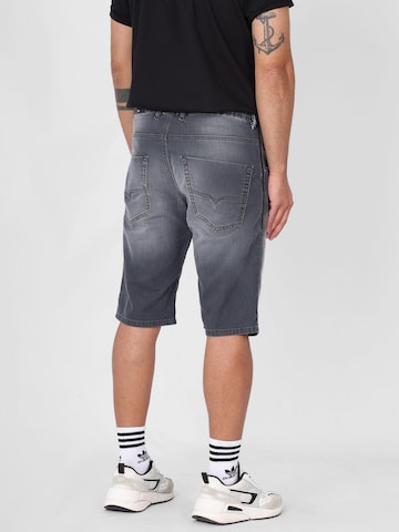 regular Jeans 'D-Krooley-Short Light & Superstretch JoggJeans' di DIESEL in grigio