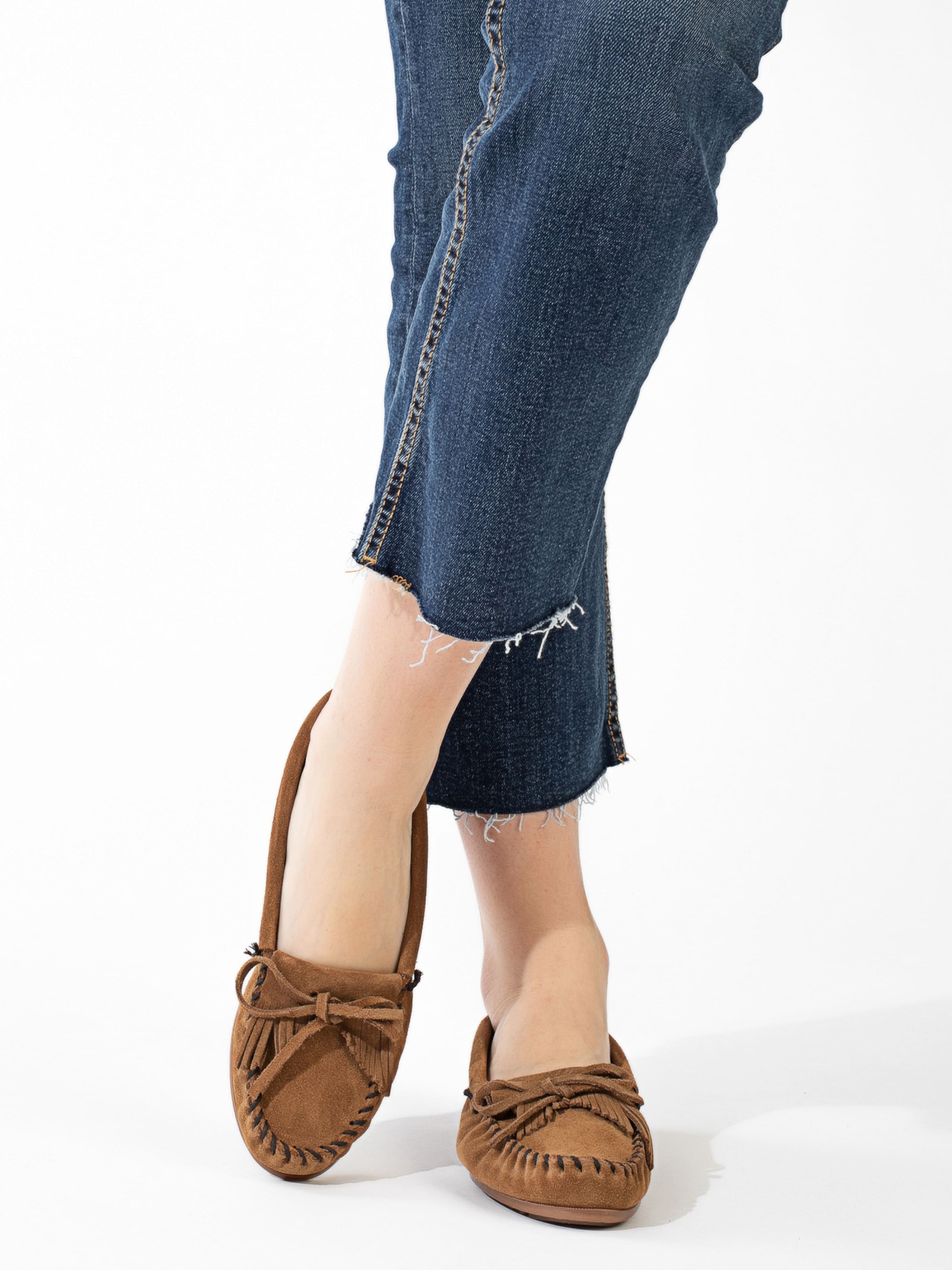 Frauen Halbschuhe Minnetonka Mokassin 'Kilty' in Braun - NV93757 Frauen Halbschuhe Minnetonka Mokassin 'Kilty' in Braun - NV93757