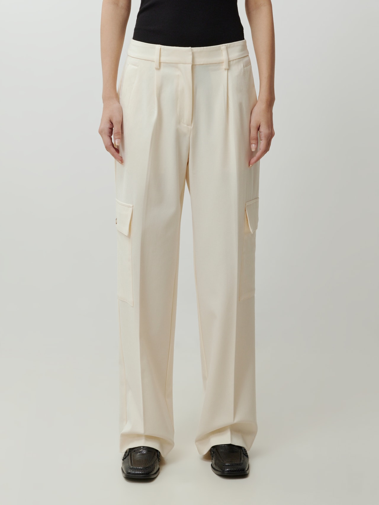 EDITED Bandplooibroek 'Mako' Lichtbeige