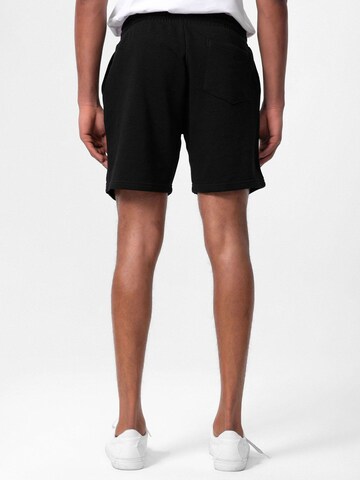 Dandalo Regular Trousers 'Fermo' in Black