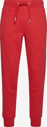 Superdry Tapered Broek in Rood: voorkant