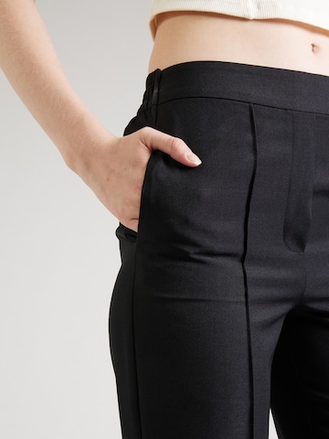 Regular Pantalon à plis Marks & Spencer en noir