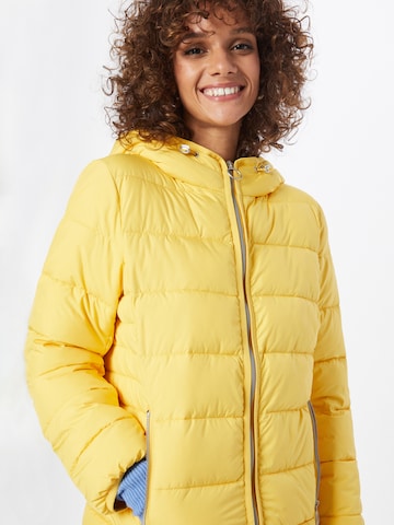 Veste d’hiver ESPRIT en jaune