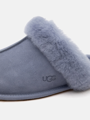UGG Домашни пантофи 'SCUFFETTE II' в синьо