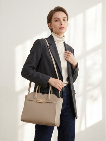 Borsa a mano 'Borsa a Mano Bruno Magli Sofia Handle Ecopelle 32x28 cm' di Bruno Magli in grigio