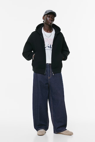 Pull&Bear Vrečasti Kavbojke | modra barva
