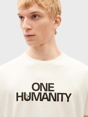 T-Shirt 'One Humanity' Thinking MU en blanc