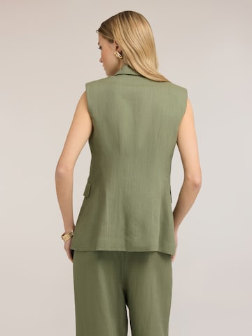 MOTIVI - Chaleco para traje en verde