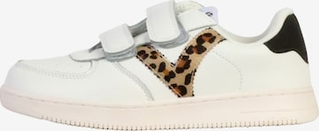 victoria Sneaker in Braun: Vorderseite