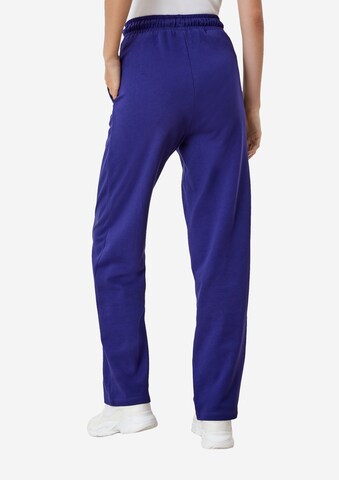 Regular Pantalon de sport QS en bleu
