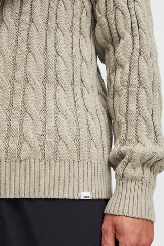 !Solid Sweater in Beige