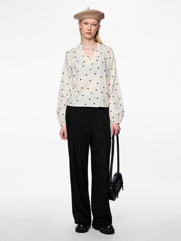 PIECES Blouse 'PCNine' in Beige