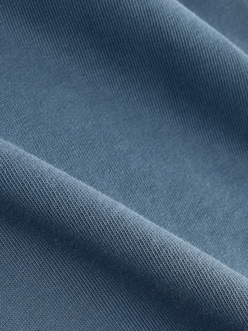 Tricou de la Next pe albastru