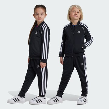 ADIDAS ORIGINALS Juoksupuku 'Adicolor' värissä musta: etupuoli