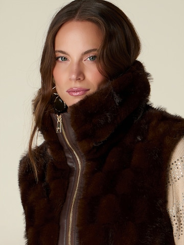 Gilet di oltre in marrone