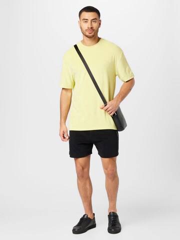 T-Shirt Calvin Klein Jeans en jaune