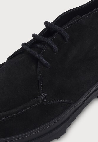 Copenhagen Studios Мъжки боти Chukka '481' в черно: отпред
