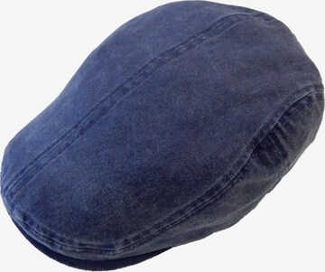 Chaplino Beanie in Blue: front