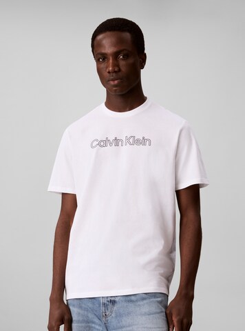 T-Shirt Calvin Klein en blanc : devant