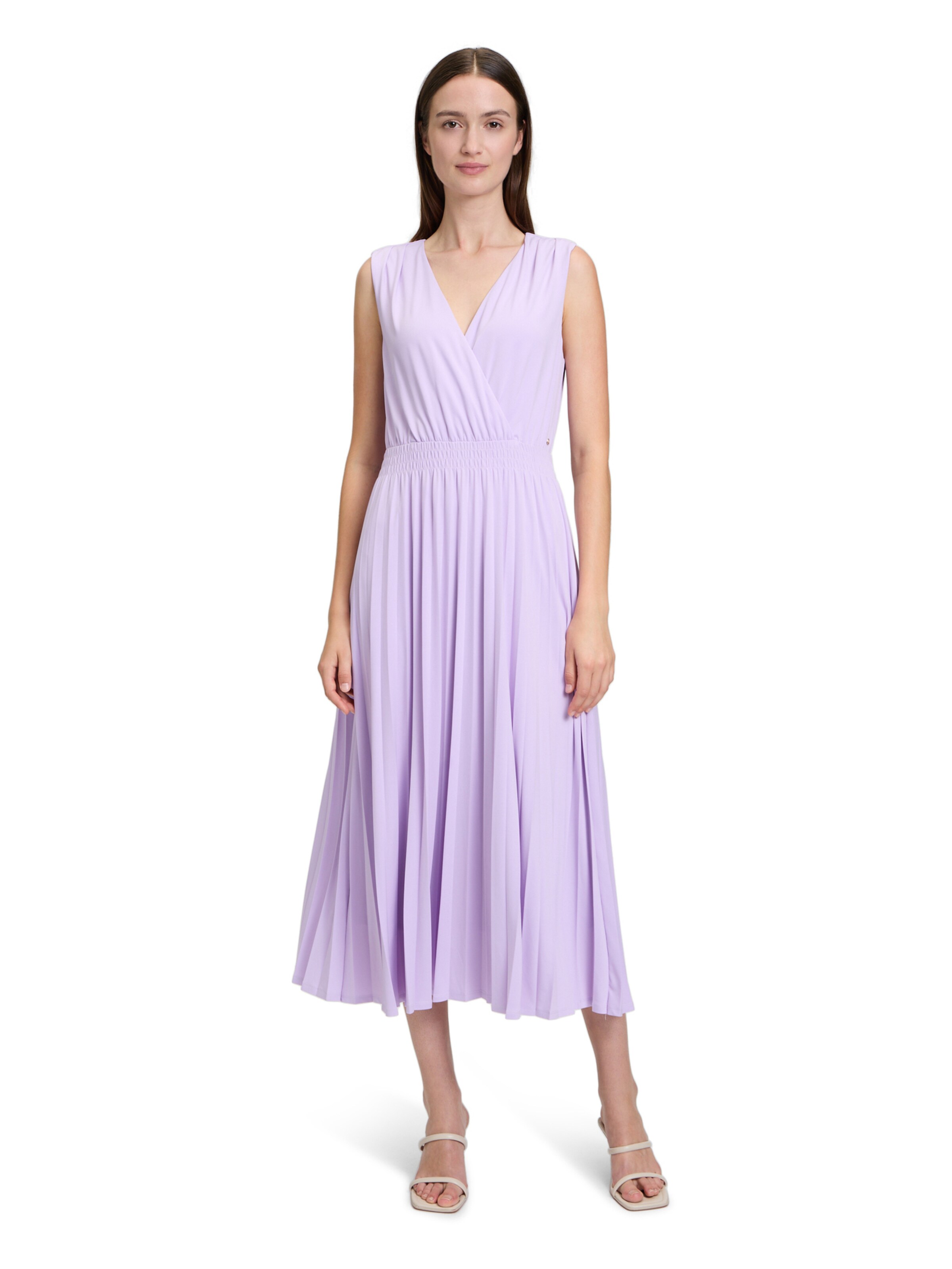 Betty & Co Kleid in Lila: Vorderseite