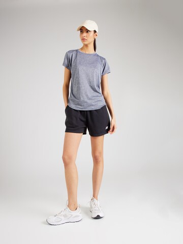 new balance Regular Shorts in Schwarz