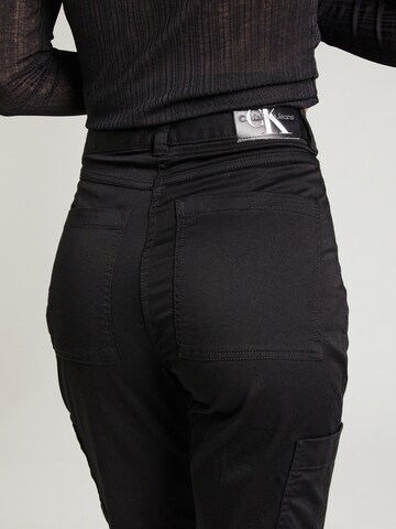 Regular Pantalon cargo Calvin Klein Jeans en noir