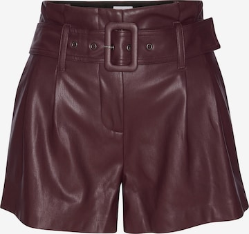 Regular Pantaloni cutați de la LASCANA pe roșu: față