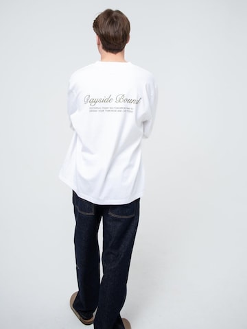 BAYSIDE BOUND Oversized shirt 'THE BAYSIDE UNISEX LONGSLEEVE' in White