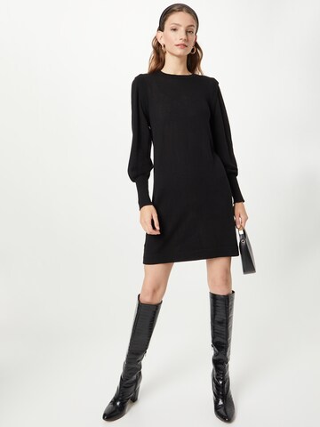 Claire Stickad klänning 'Domenika' i svart