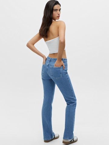 Pull&Bear Regular Jeans in Blau