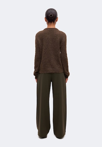 Barrel Pantaloni cutați 'Chica Henrika' de la MSCH COPENHAGEN pe verde