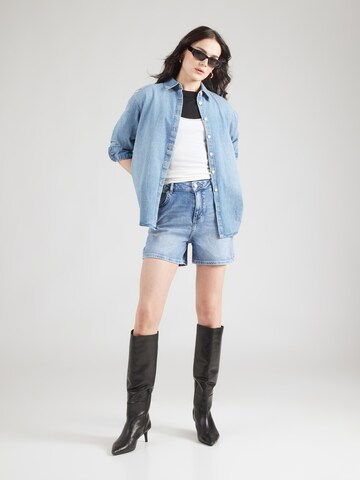 mėlyna MUSTANG Standartinis Džinsai 'CHARLOTTE': priekis