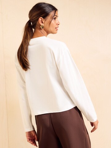 Friends Like These - Camiseta en beige