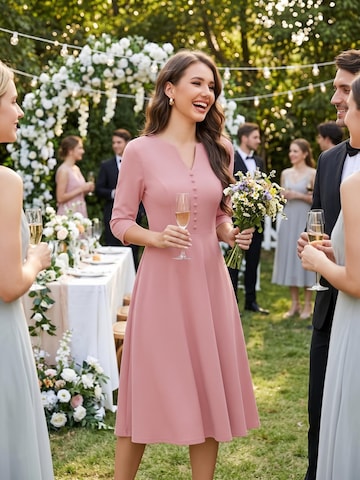 Zapaka Cocktail Dress in Pink