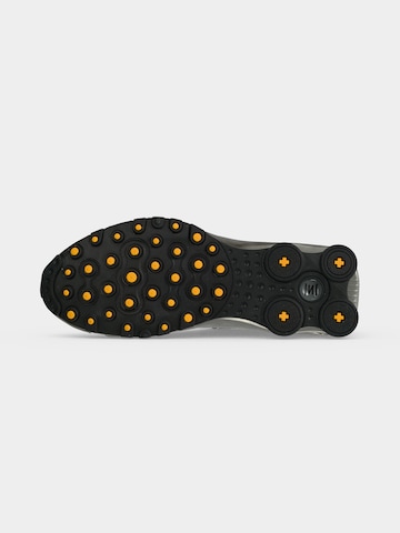 Nike Sportswear Sneakers laag 'Shox NZ' in Wit