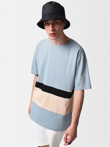 Antioch Shirt in Blue: front