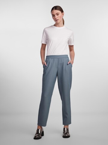 Regular Pantalon 'PCBOSELLA' PIECES en bleu