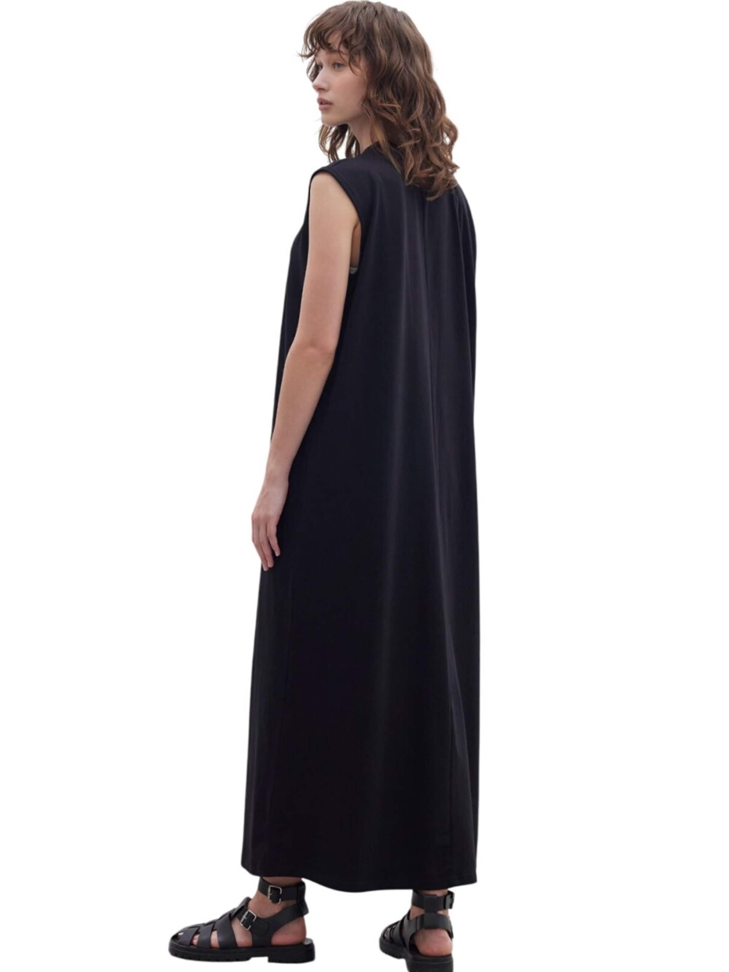 MANUKA Dress in Black