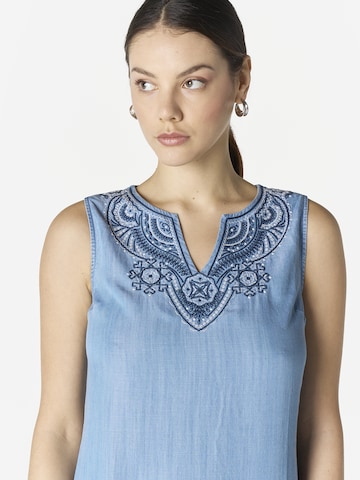 Abito di KOROSHI in blu