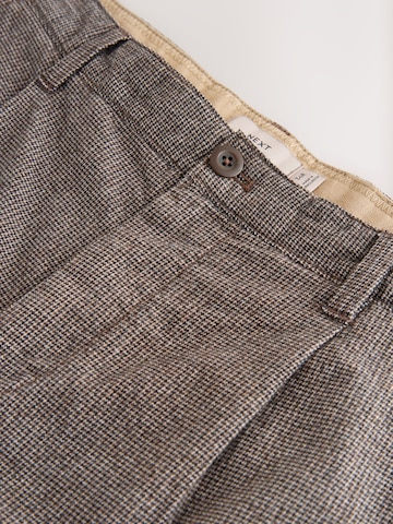 regular Pantaloni con pieghe di Next in marrone