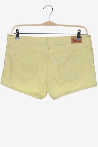 LEVI'S ® Shorts L in Gelb