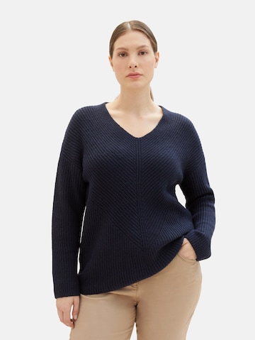 Tom Tailor Women + Sweter w kolorze niebieski